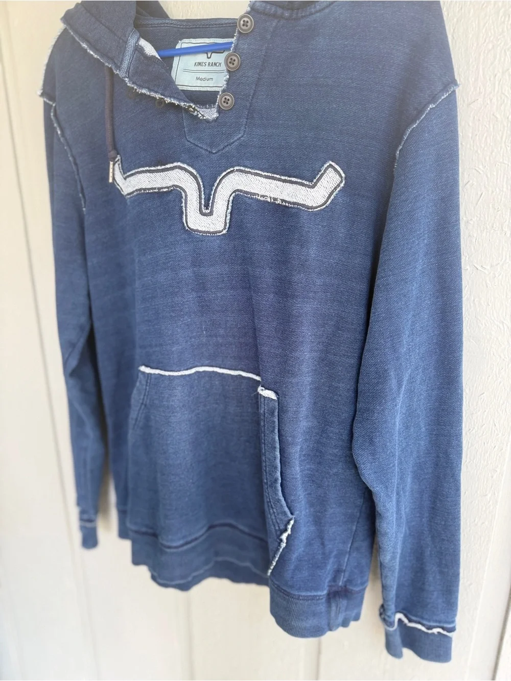 Kimes Ranch Women’s M Navy Blue‎ Hooded sweatshirt Pullover western distressed