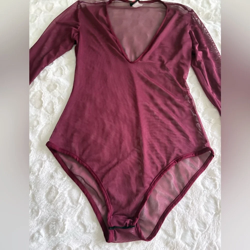 USA elegant burgundy