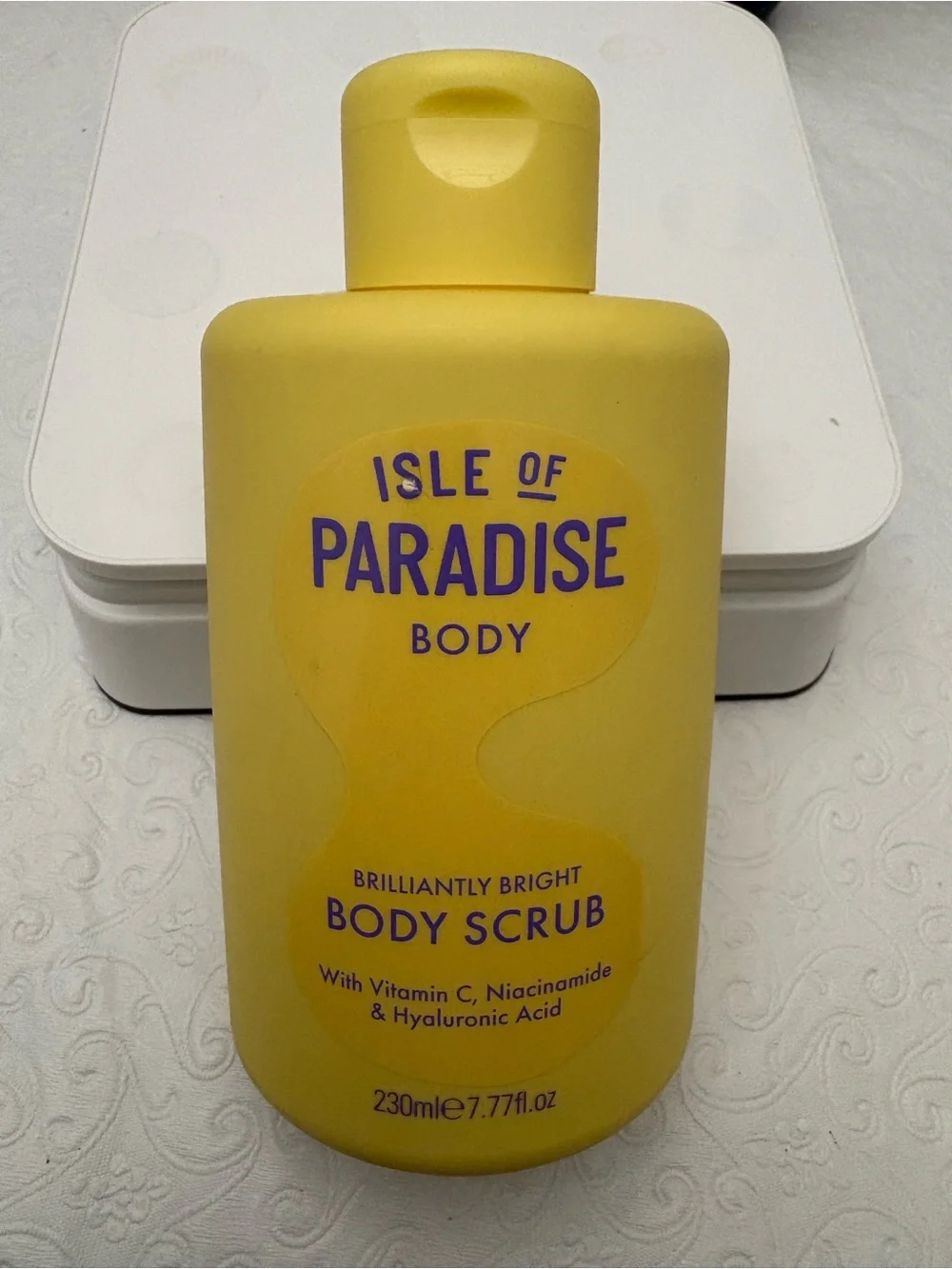 Isle of Paradise Yellow Brilliantly Bright Body Scrub