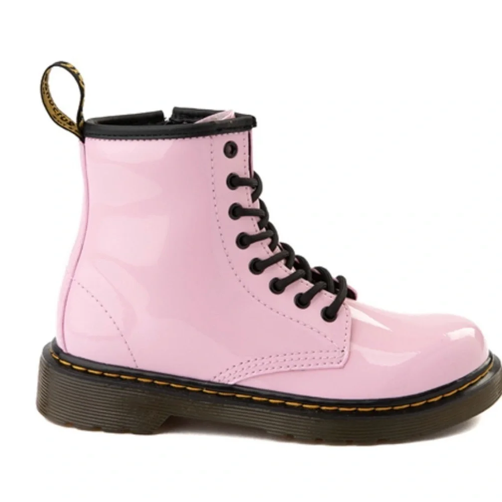 Dr. Martens Glossy‎ Pink Kids Boots