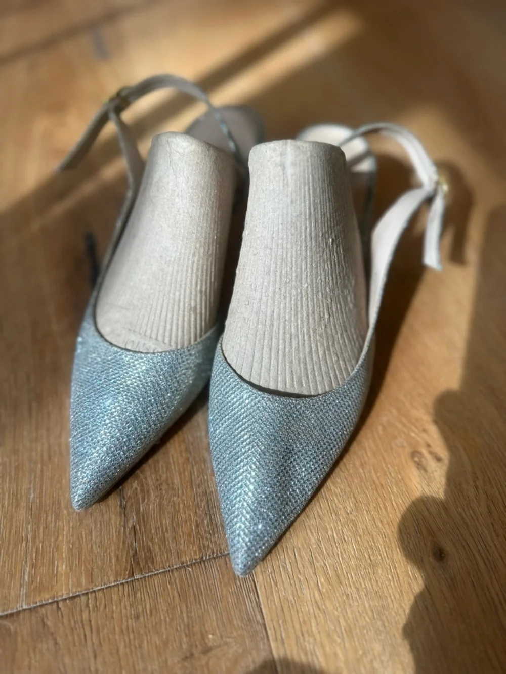 Stuart Weitzman heel refined silhouette