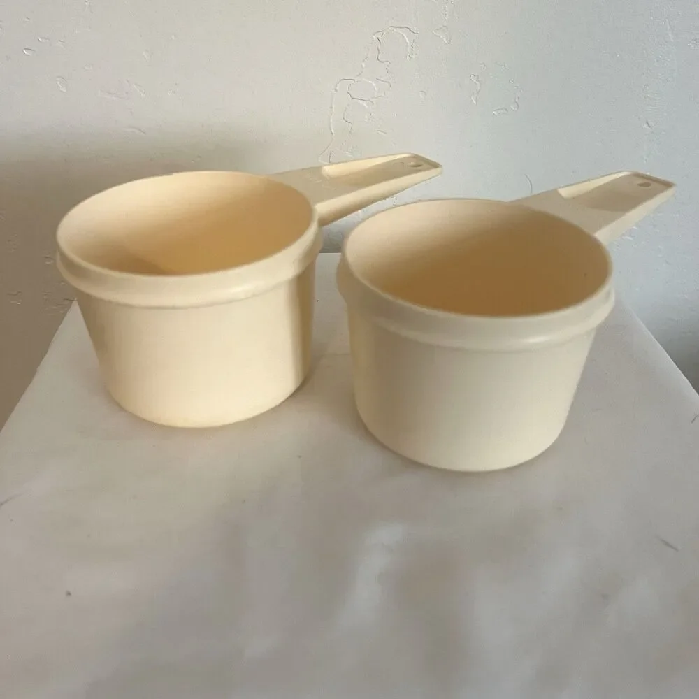 Tupperware vintage set