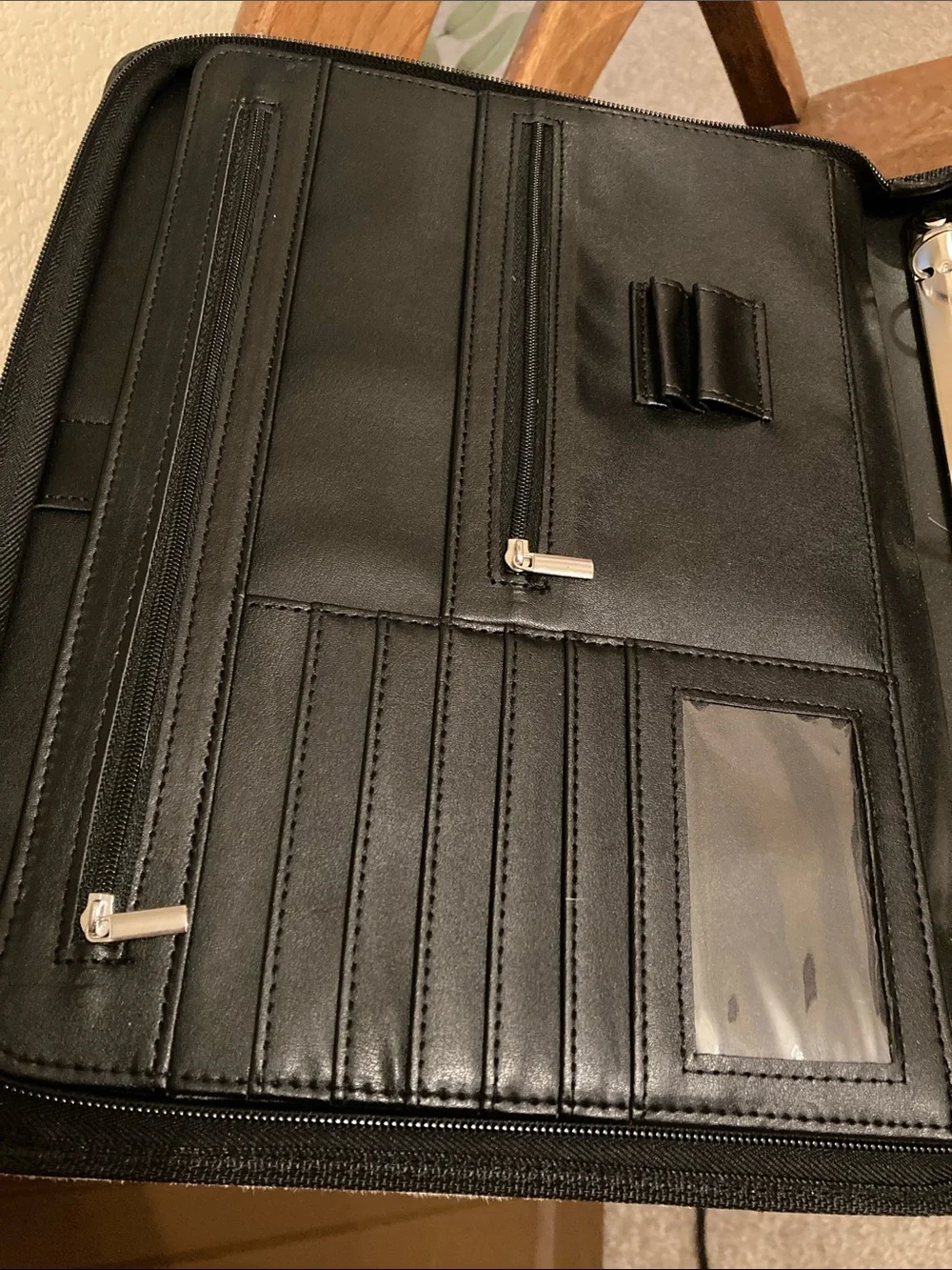 Crimson Willow Zip Binder NWOT