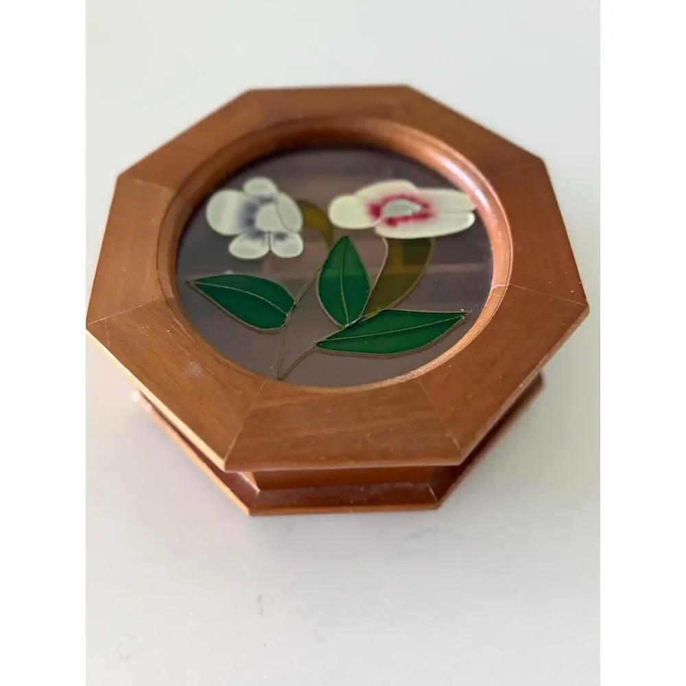 Vintage open hinged