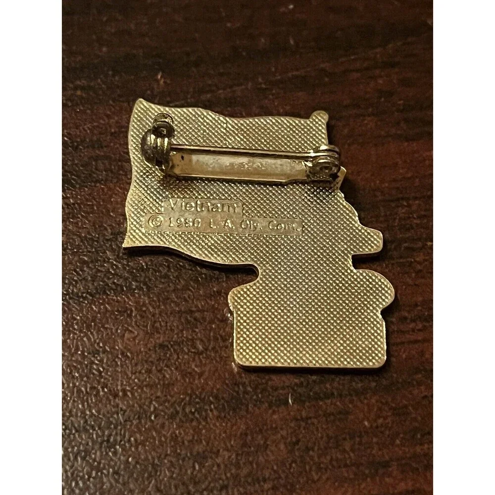 Vintage 1984 Los Angeles‎ Olympics Coca Cola Sam Eagle Vietnam Flag Lapel Pin