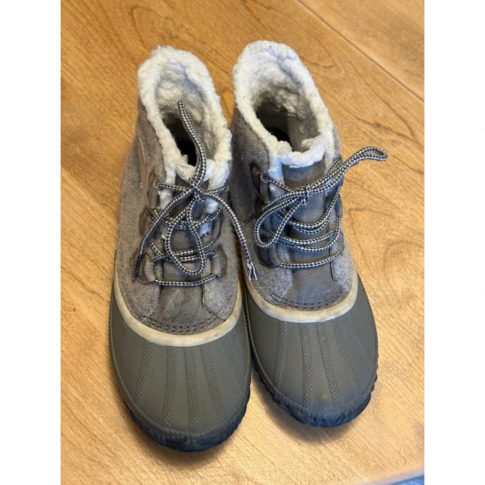 Sorel women out