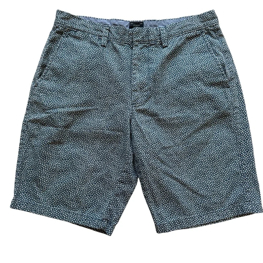 J.Crew Club Chino Shorts Mens 32 Blue White Ditsy Floral Print Flat Front Cotton