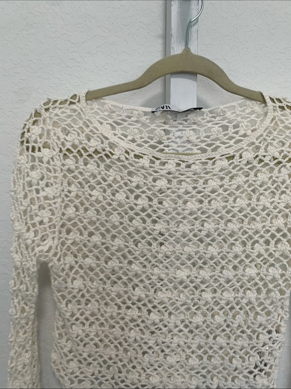 Zara lightweight white