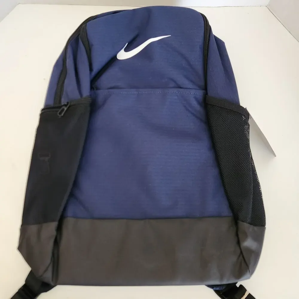 Nike brasilia medium