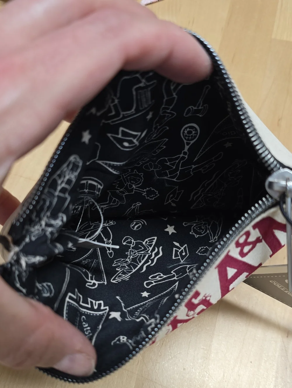 {Catstudio} NWT Texas A&M University Collegiate Zip Pouch