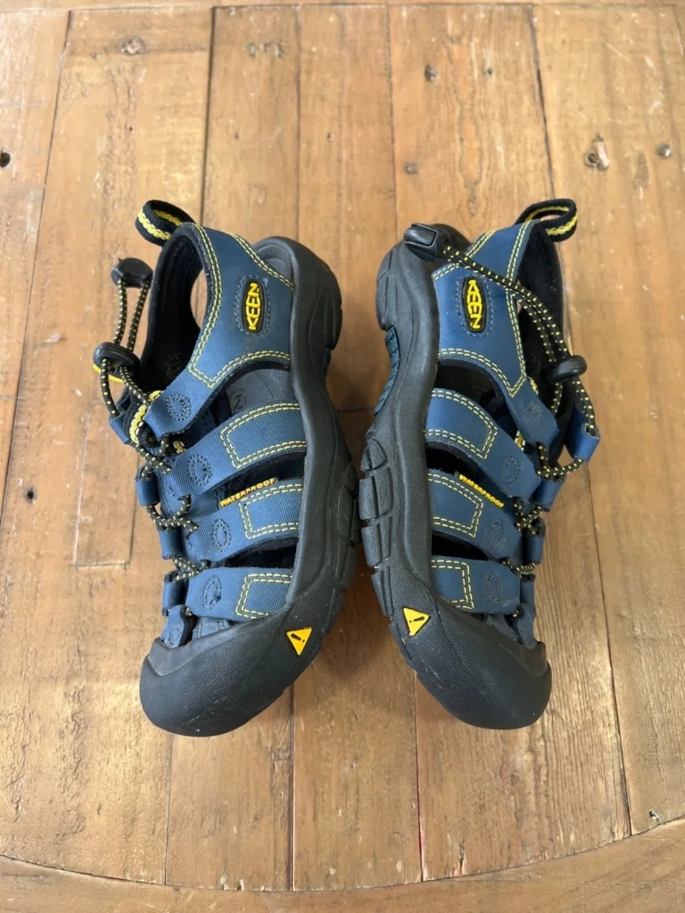 Keen blue nylon