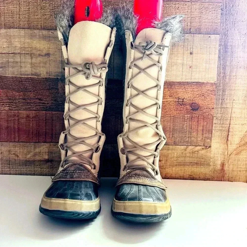 Sorel pre loved