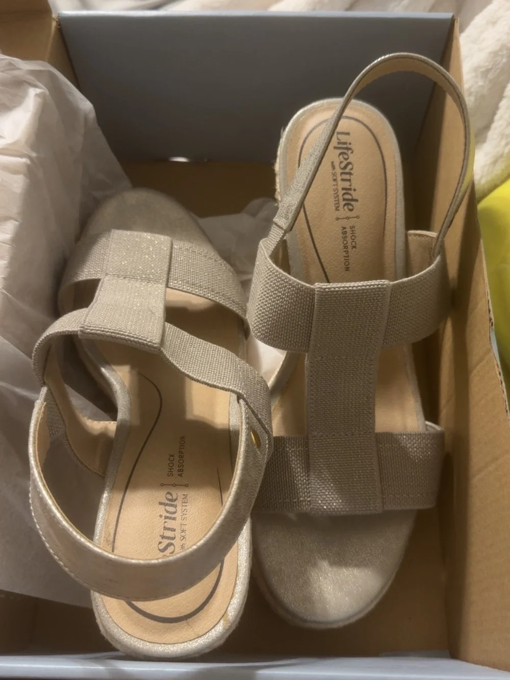 Life Stride comfortable wedge