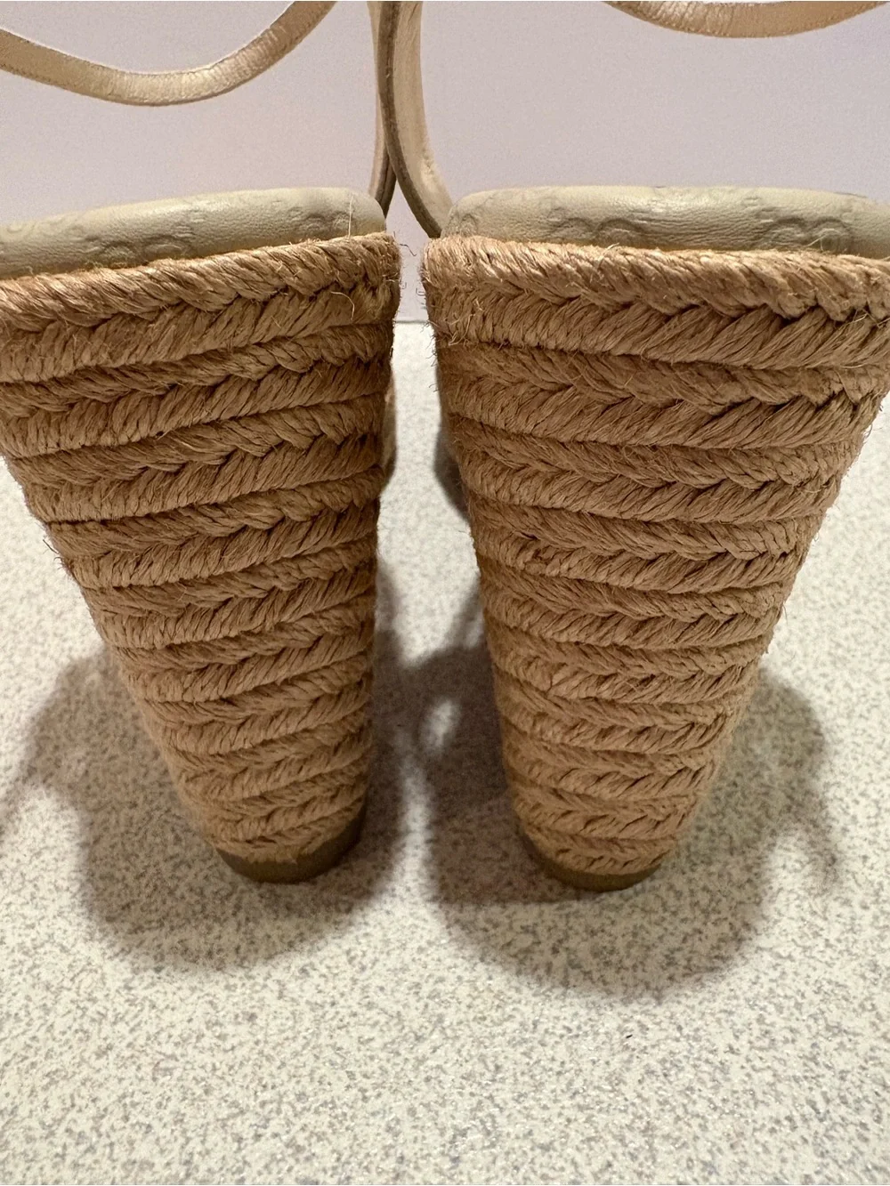 N/A gucci beige