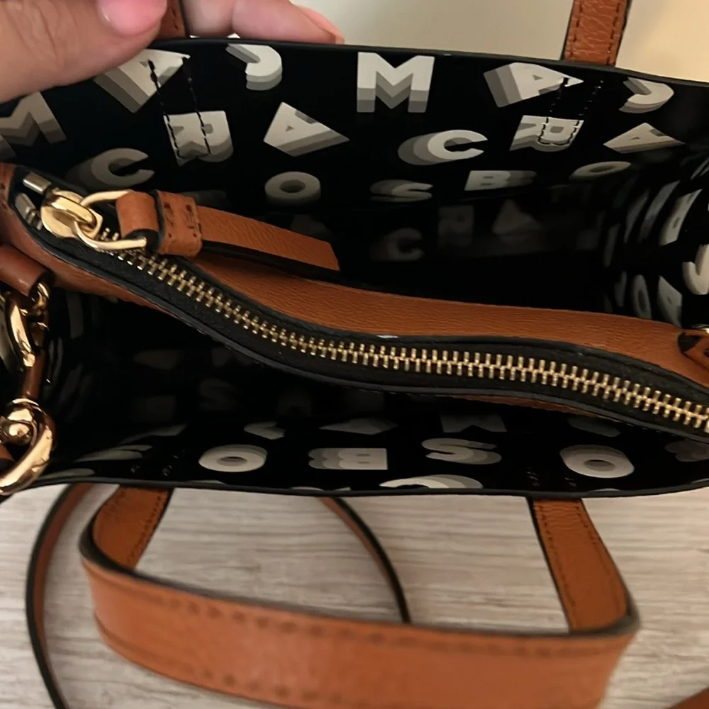 Marc Jacobs structured marc