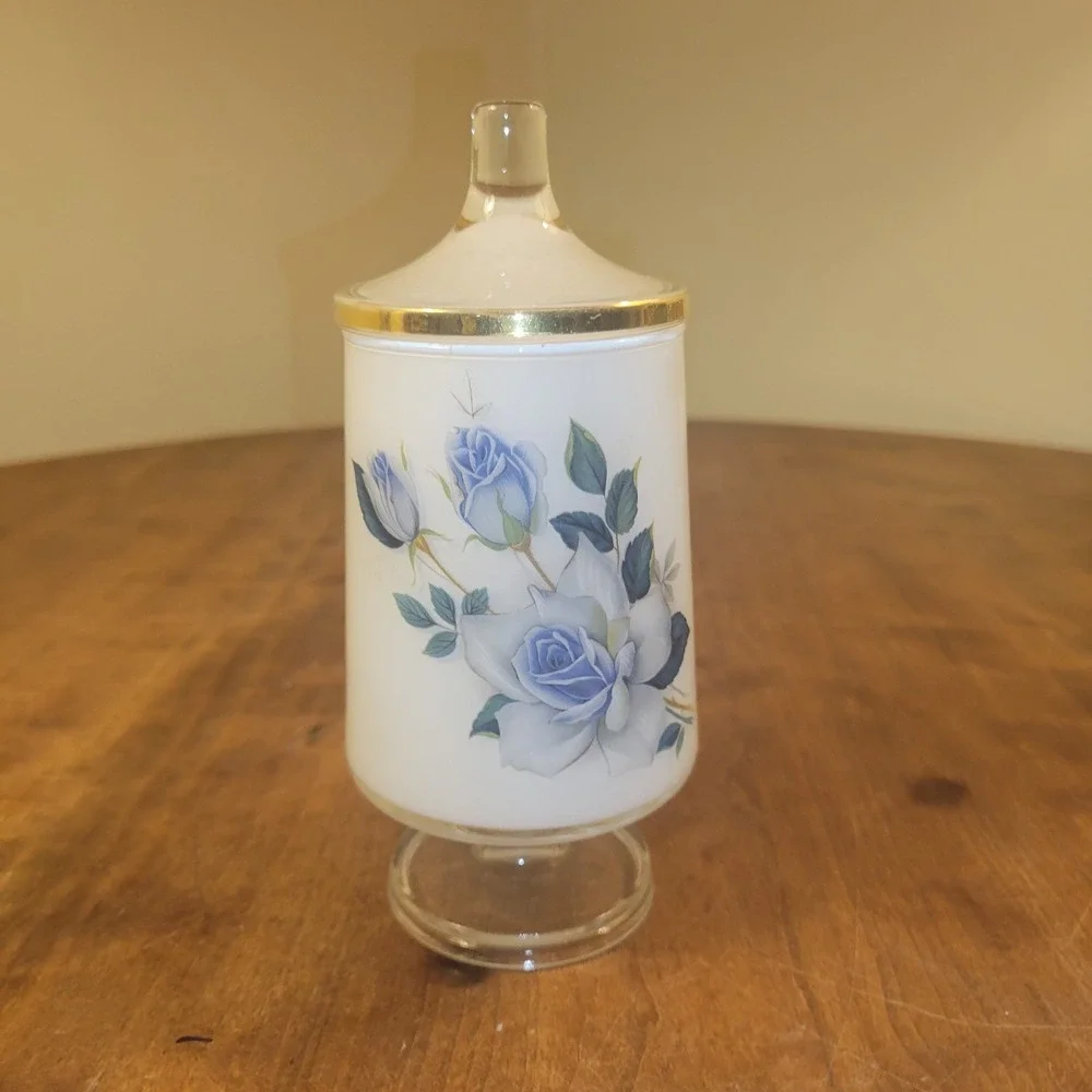 West Virginia Apothecary‎ Jar With Blue Roses Lidded Pedestal Apothecary Jar