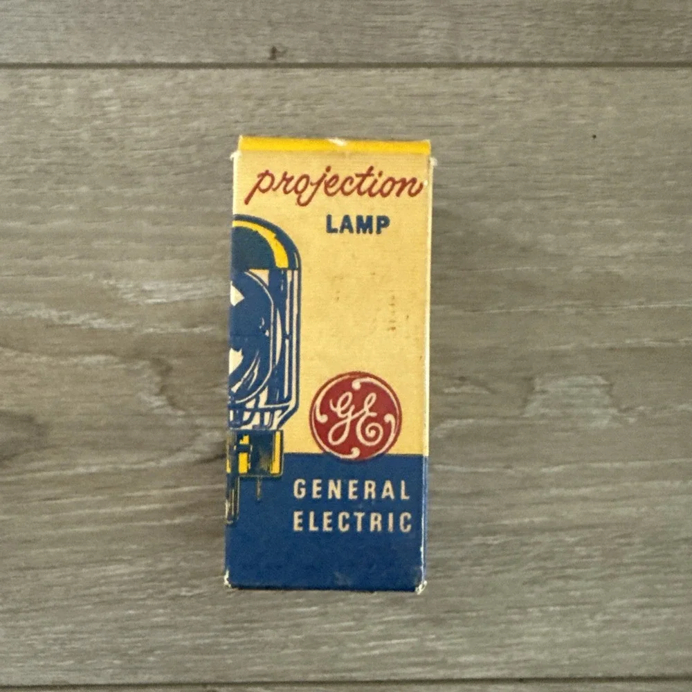 Vintage DEF 150W 21V Photo Stage Projection‎ Light Bulb