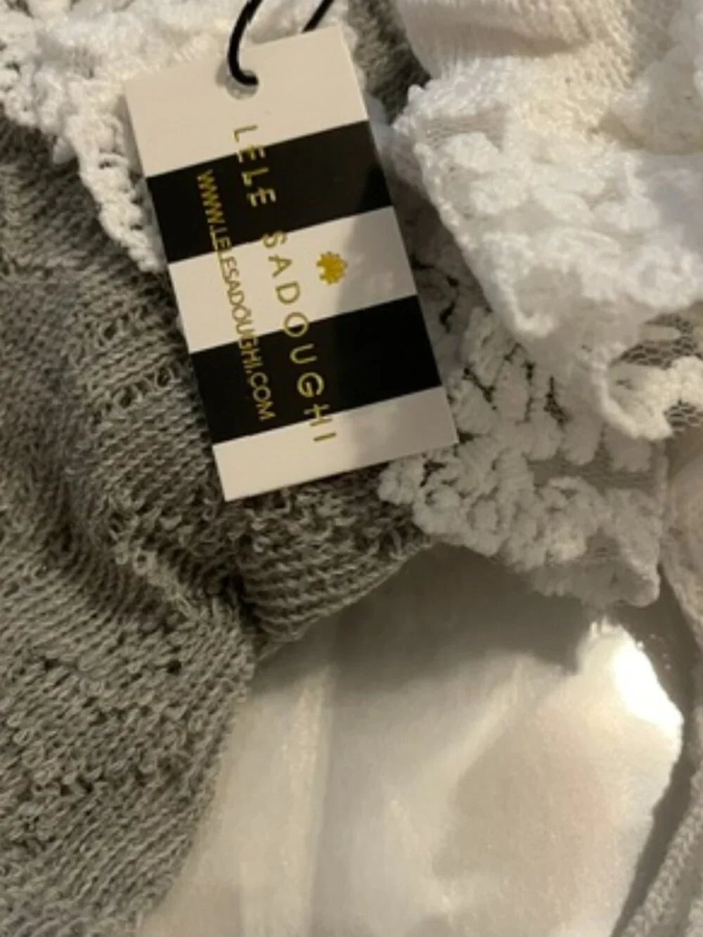 Lele Sadoughi details size