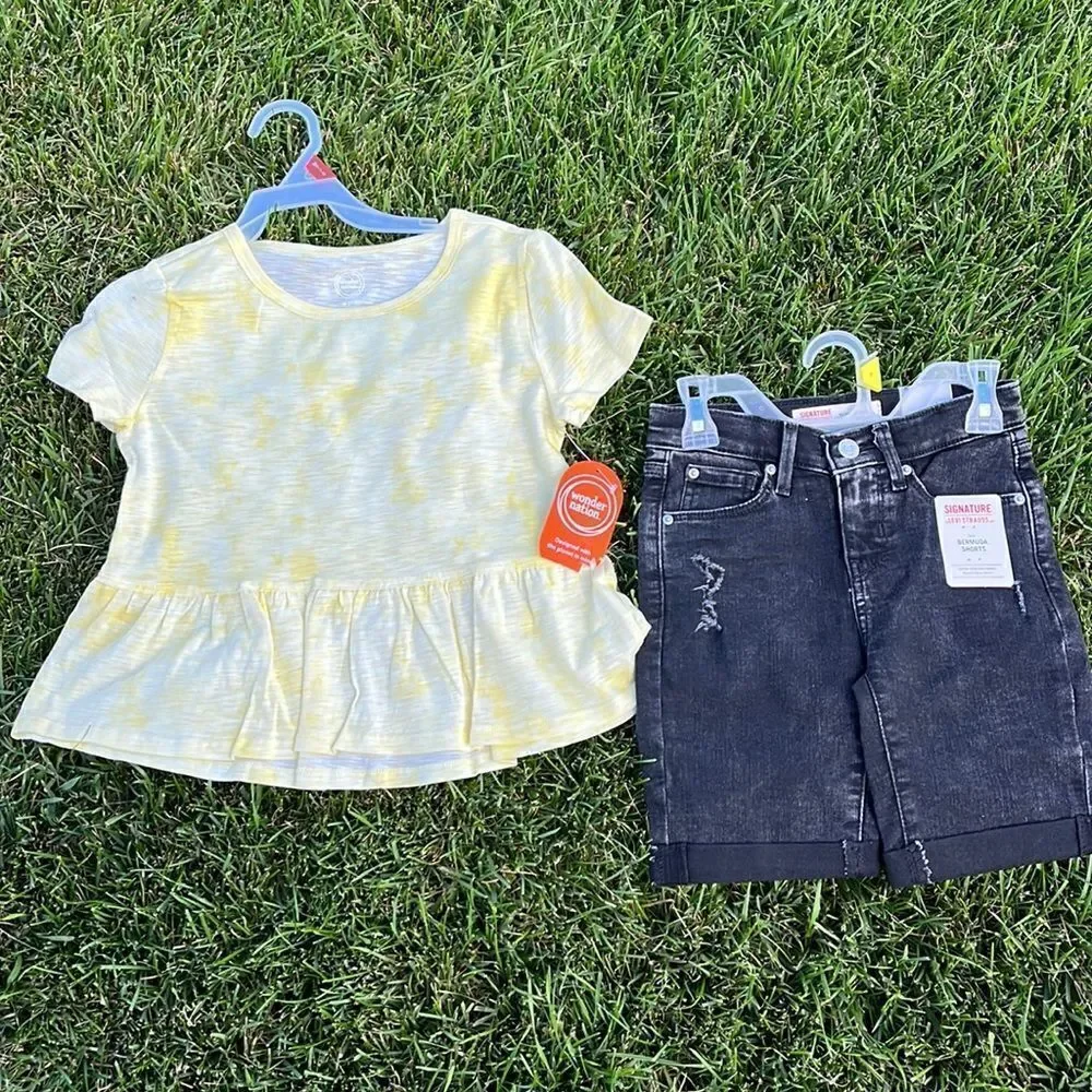 Girls Medium shorts and T-shirts set