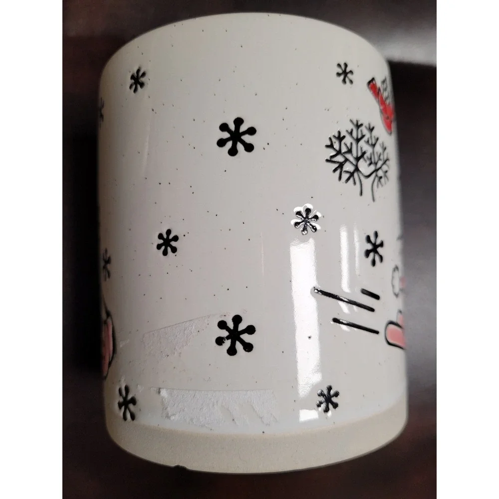 Hello Kitty bring festive