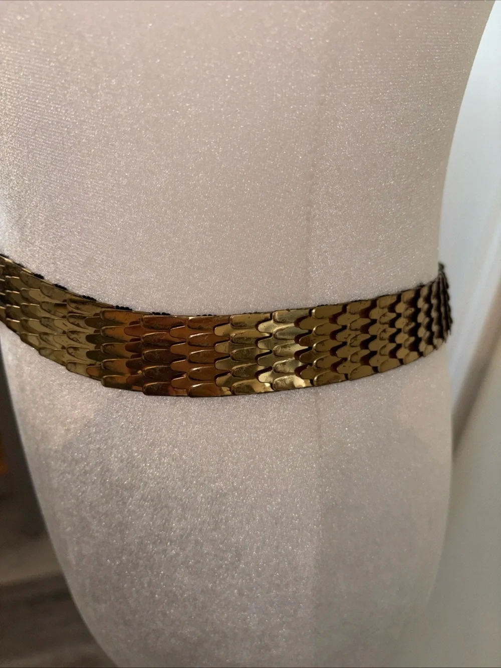 Unbranded shimmering gold