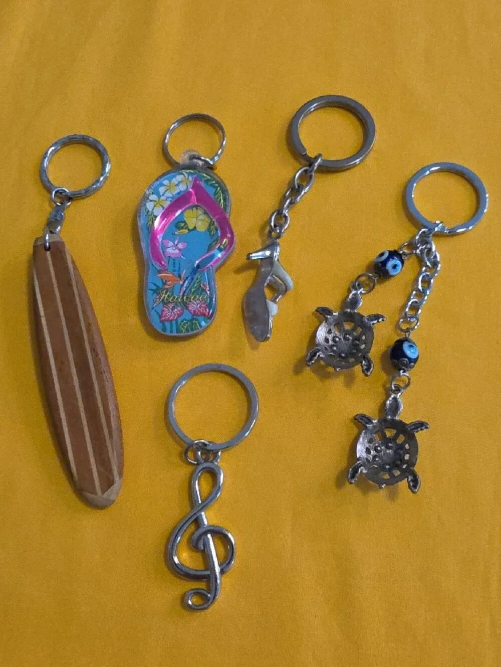 Unmarked Vintage Pieces this lot