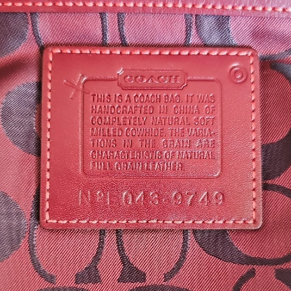 Coach Vintage Rare 2004 Soho Dowel Top Leather Satchel Limited Edition