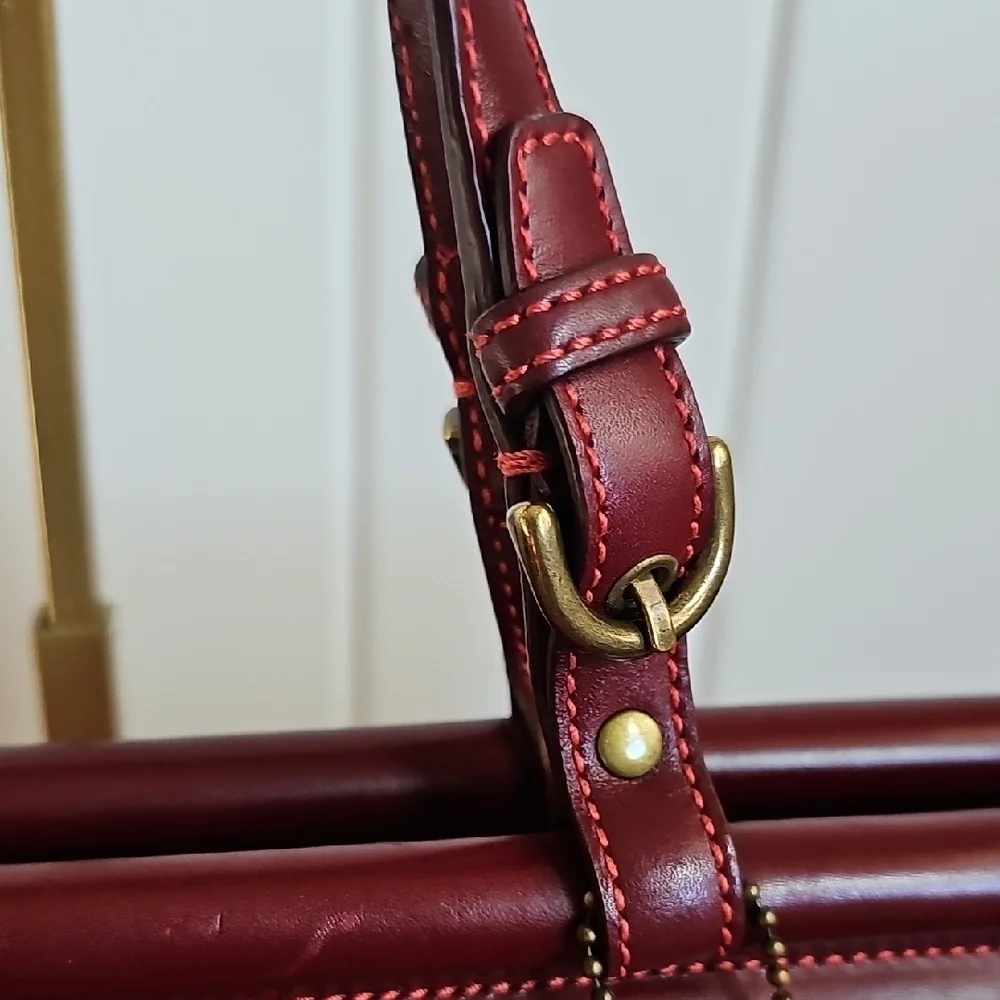 Coach Vintage Rare 2004 Soho Dowel Top Leather Satchel Limited Edition