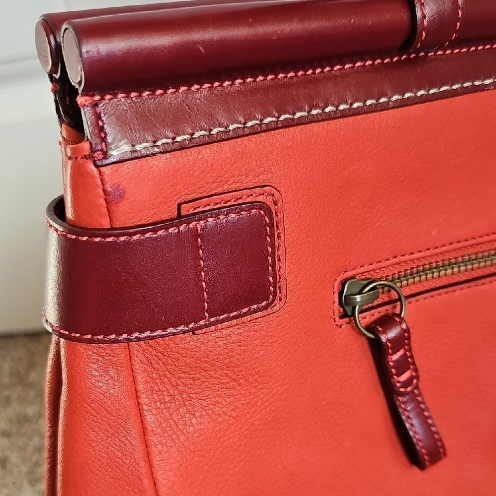 Coach Vintage Rare 2004 Soho Dowel Top Leather Satchel Limited Edition