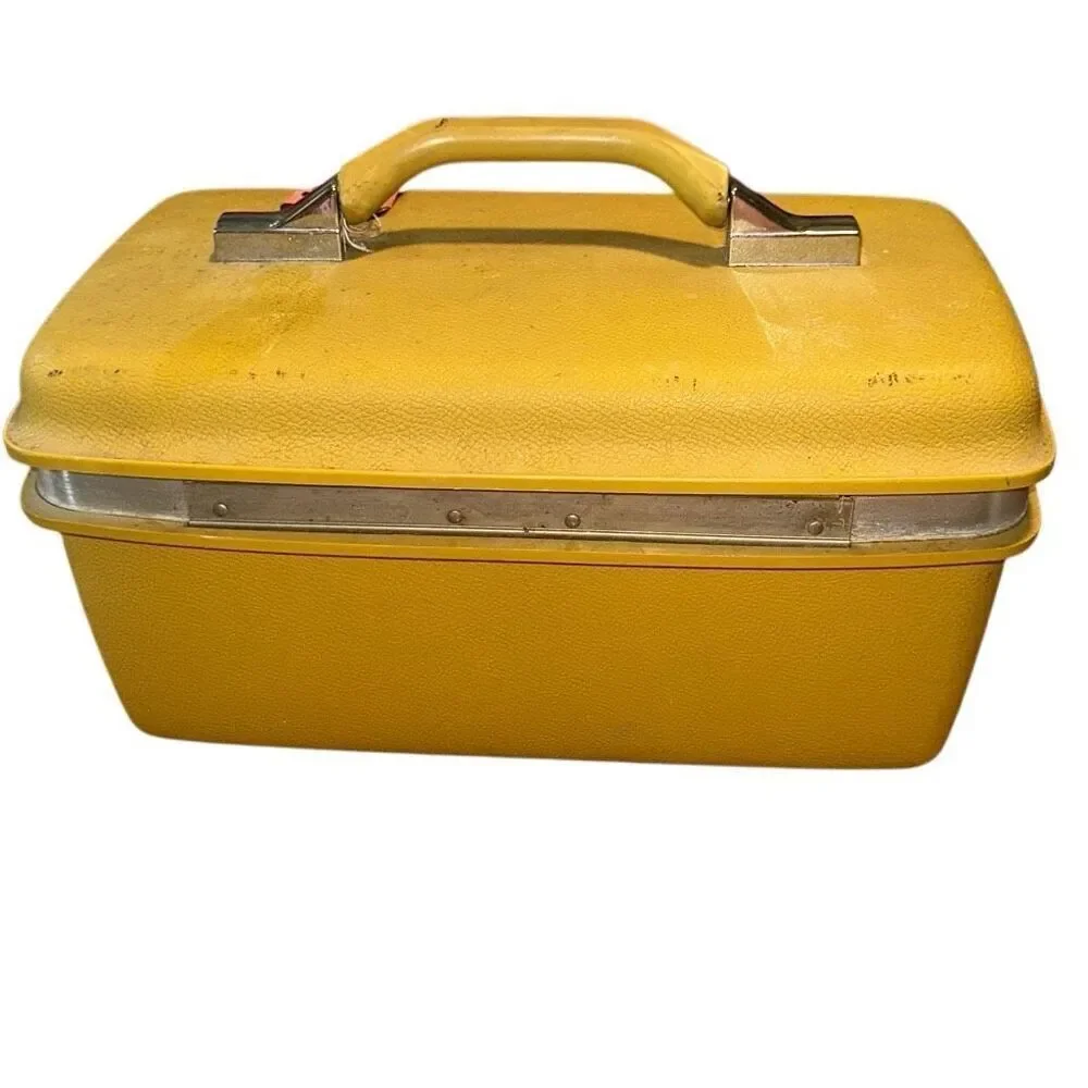 Samsonite vintage mcm