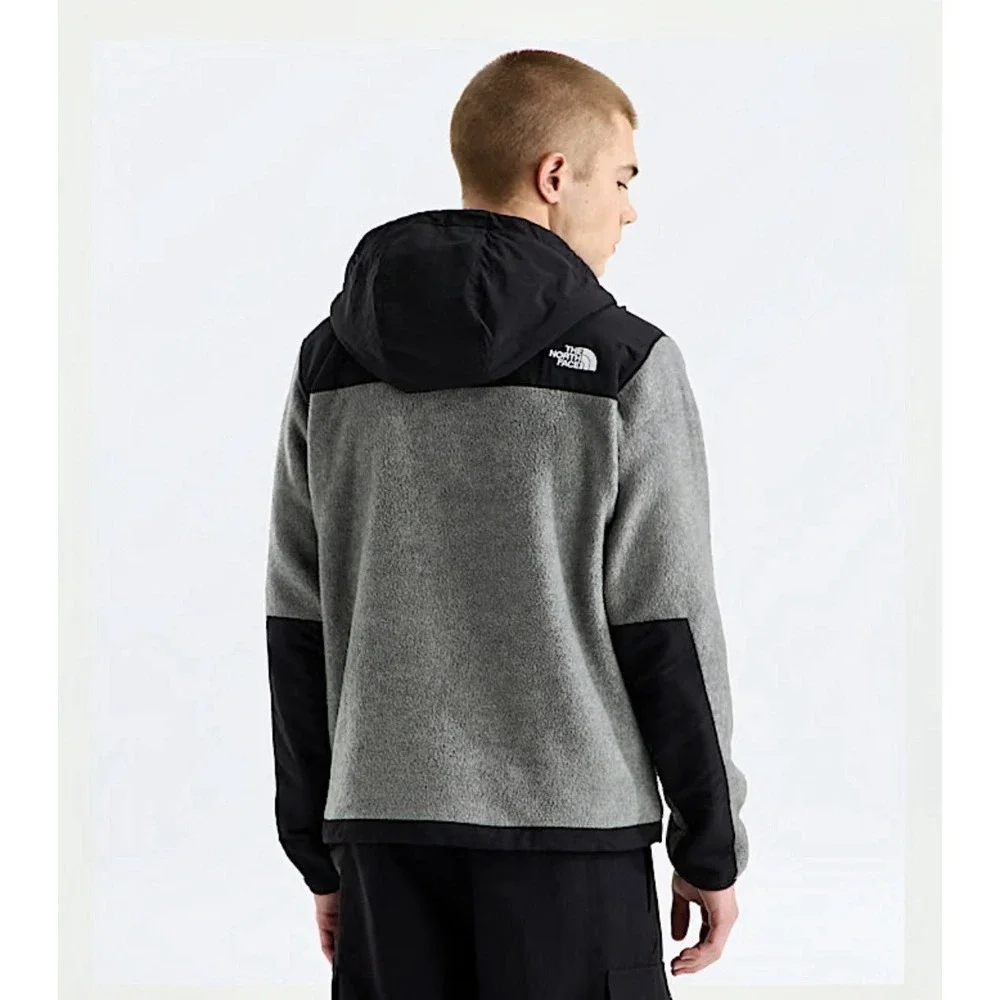 The North Face wash items