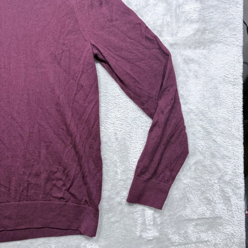 Banana Republic V-Neck Sweater Mens Large Burgundy 100% Merino Wool Long Sleeve