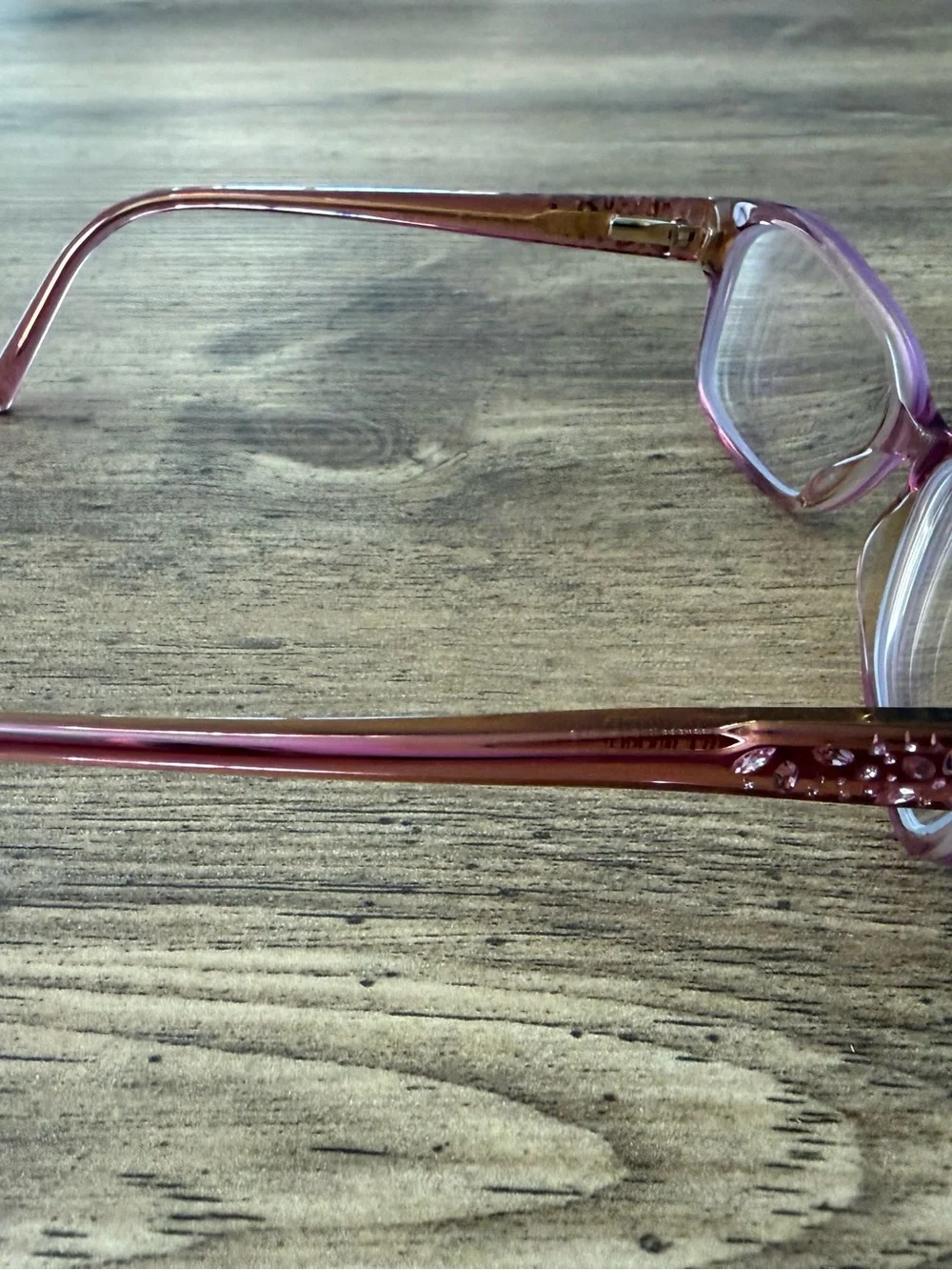 VERA WANG EYEGLASS FRAMES-MAGNIFIQUE PURPLE CLEAR GEMS 52-15-135