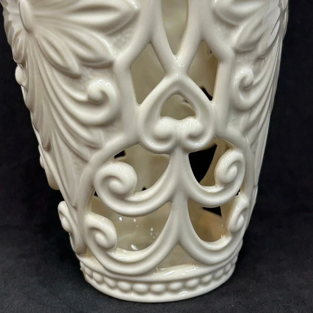 Lenox classic scroll