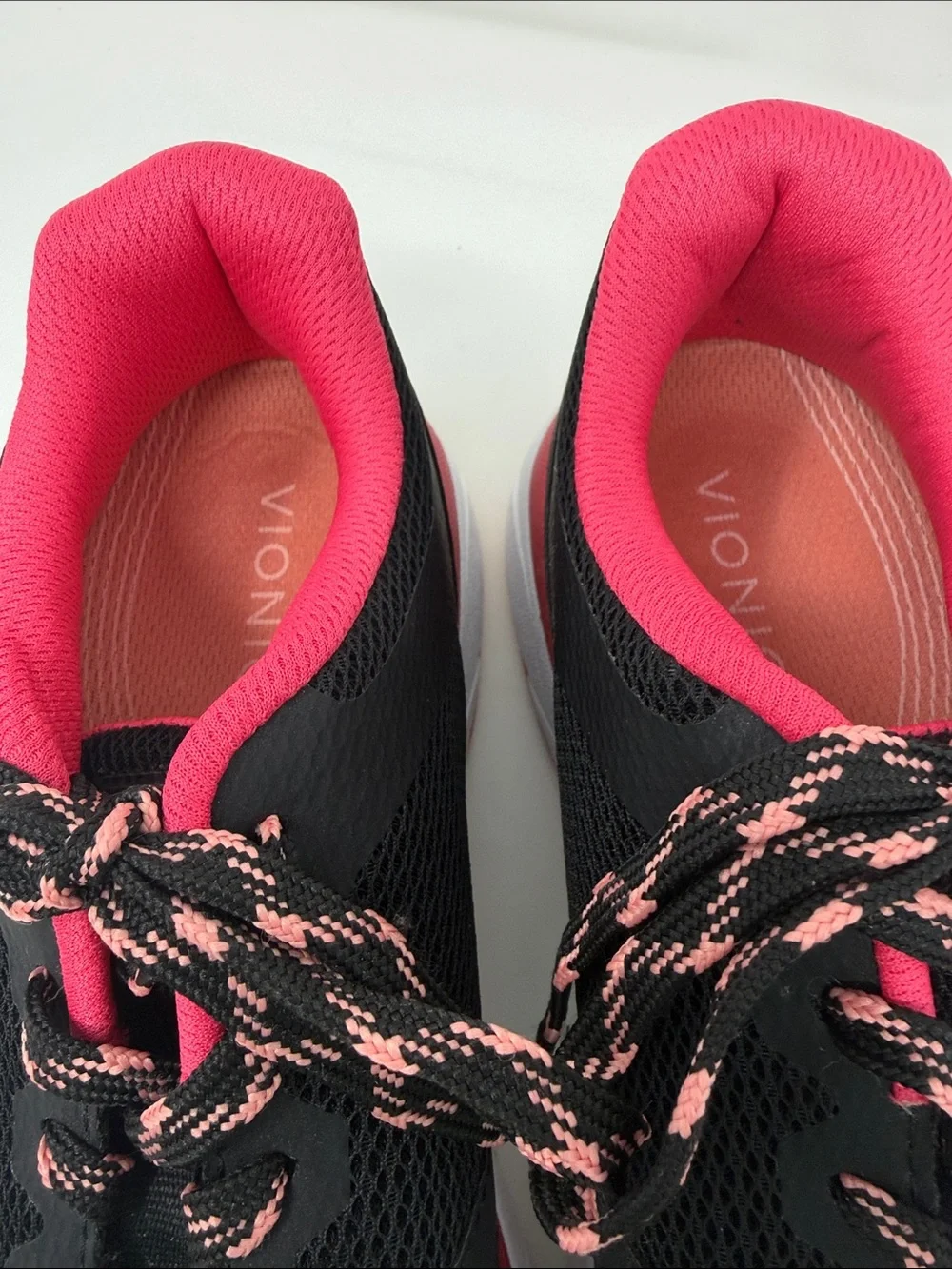 Vionic Black Sneakers with Pink and Coral Accents Size 9.5 Excellent Condition