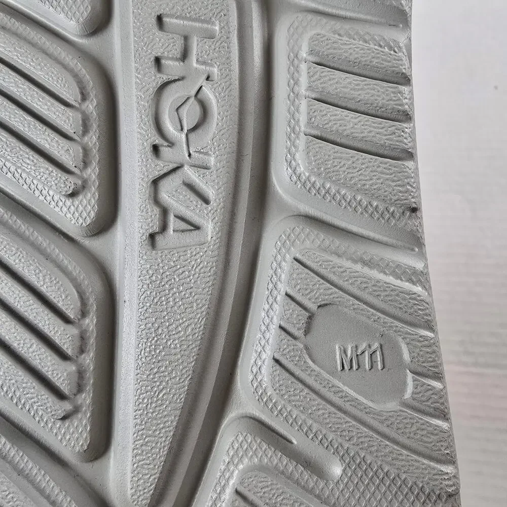 Hoka One One nwt hoka