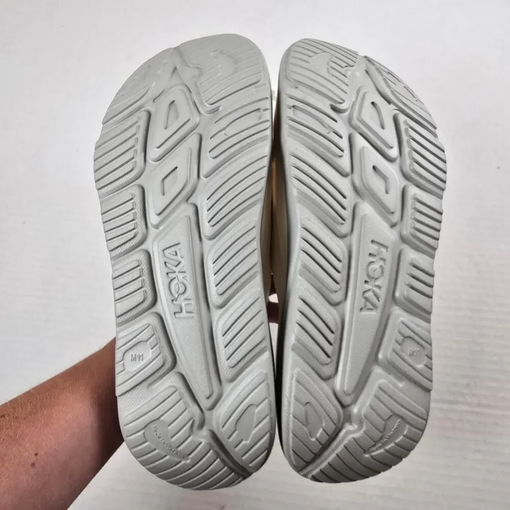 Hoka One One nwt hoka