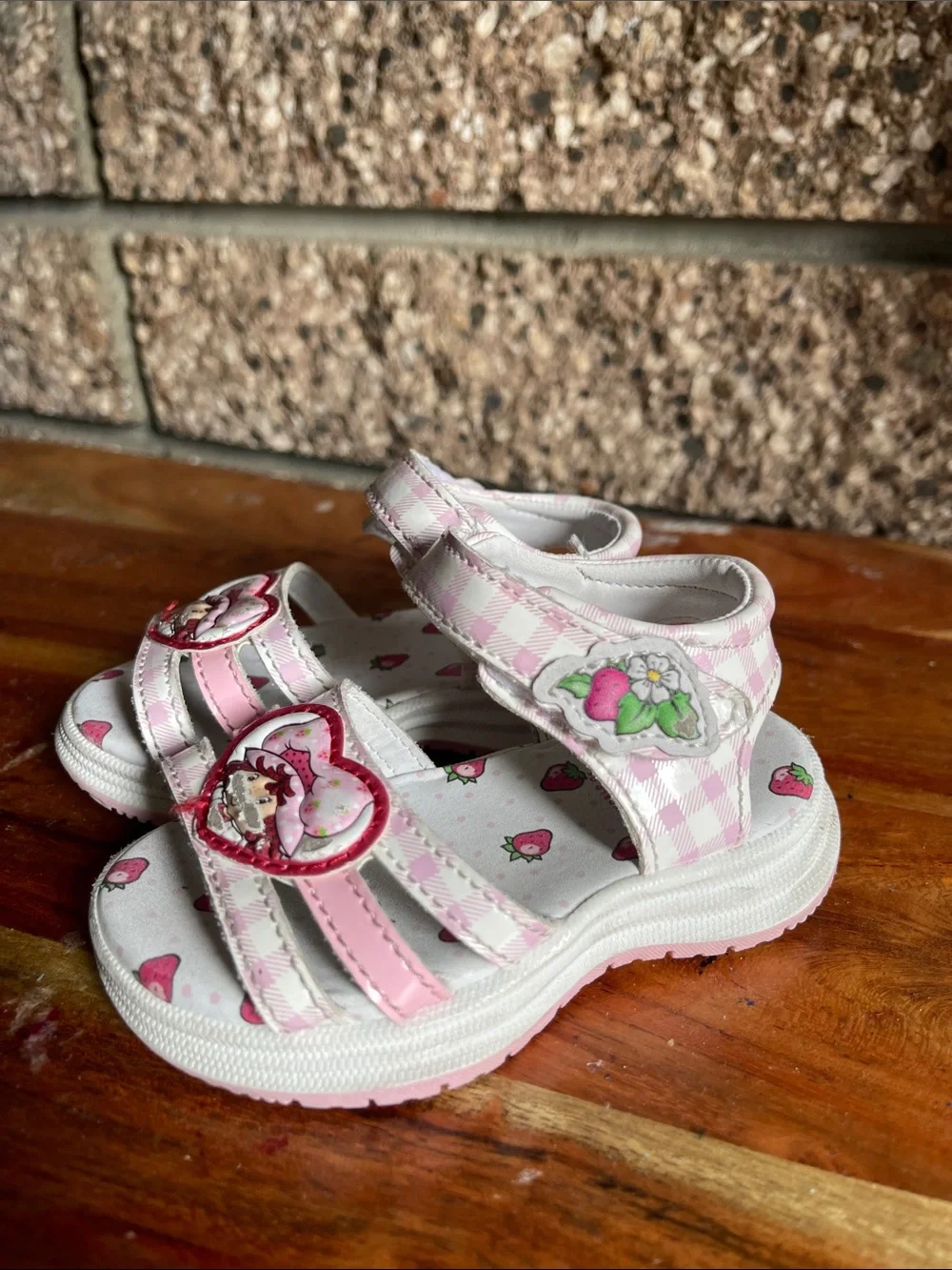 Strawberry Shortcake comfortable pink