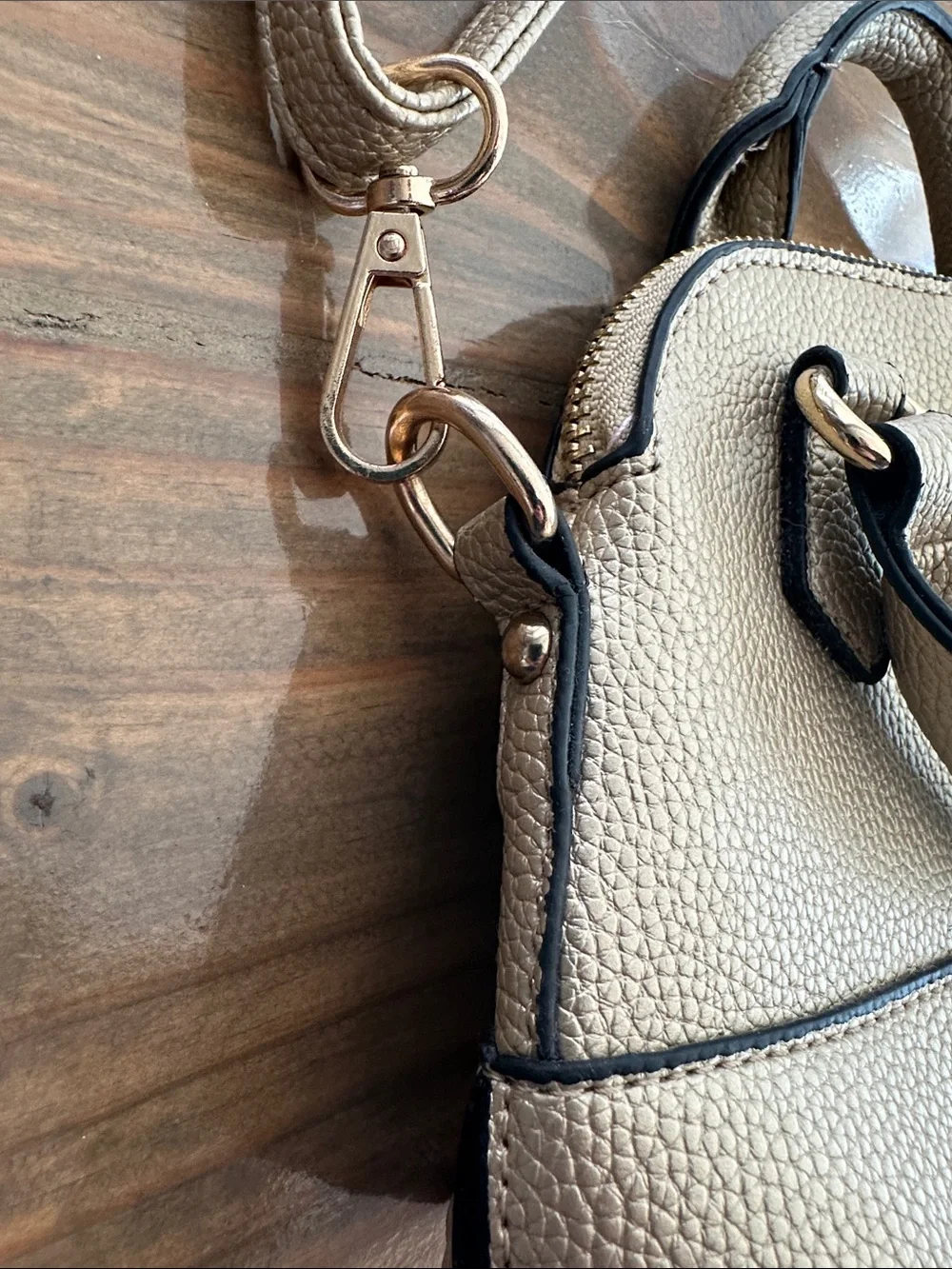 Mila & Rose cream pebbled