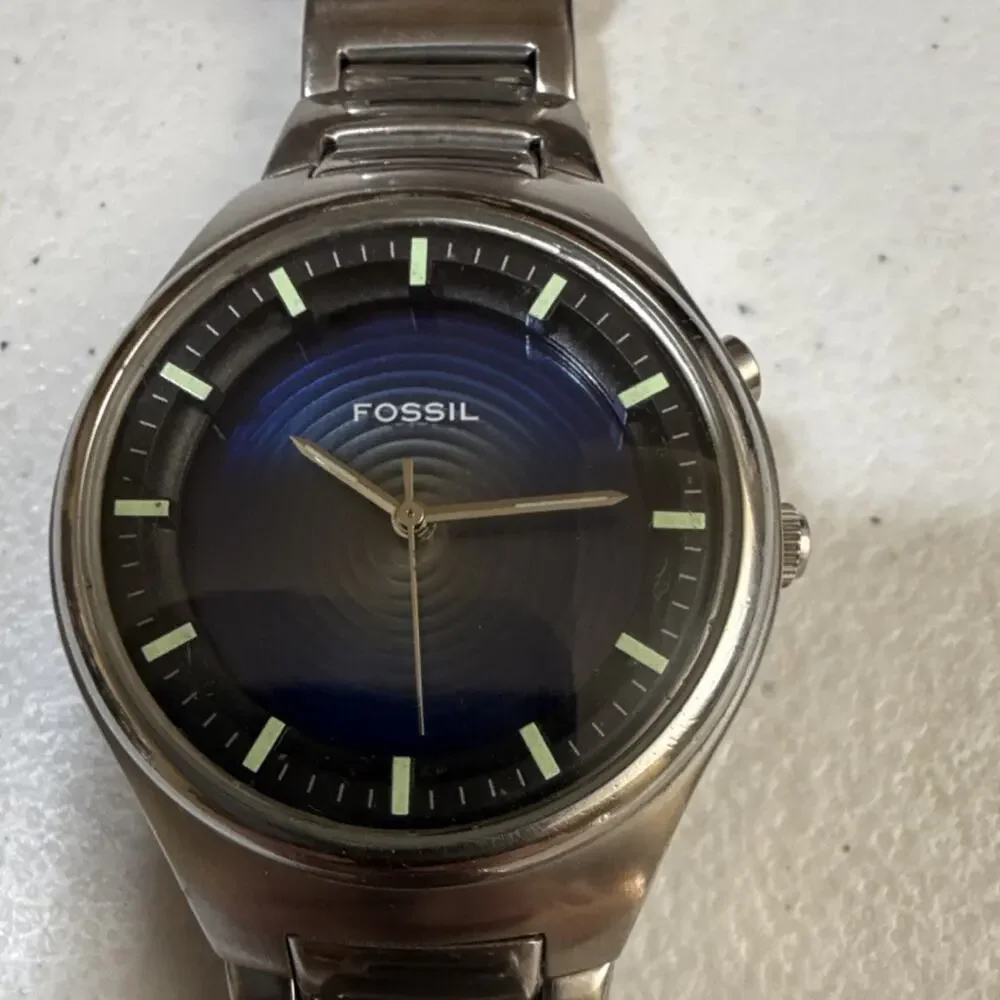 Fossil up sale