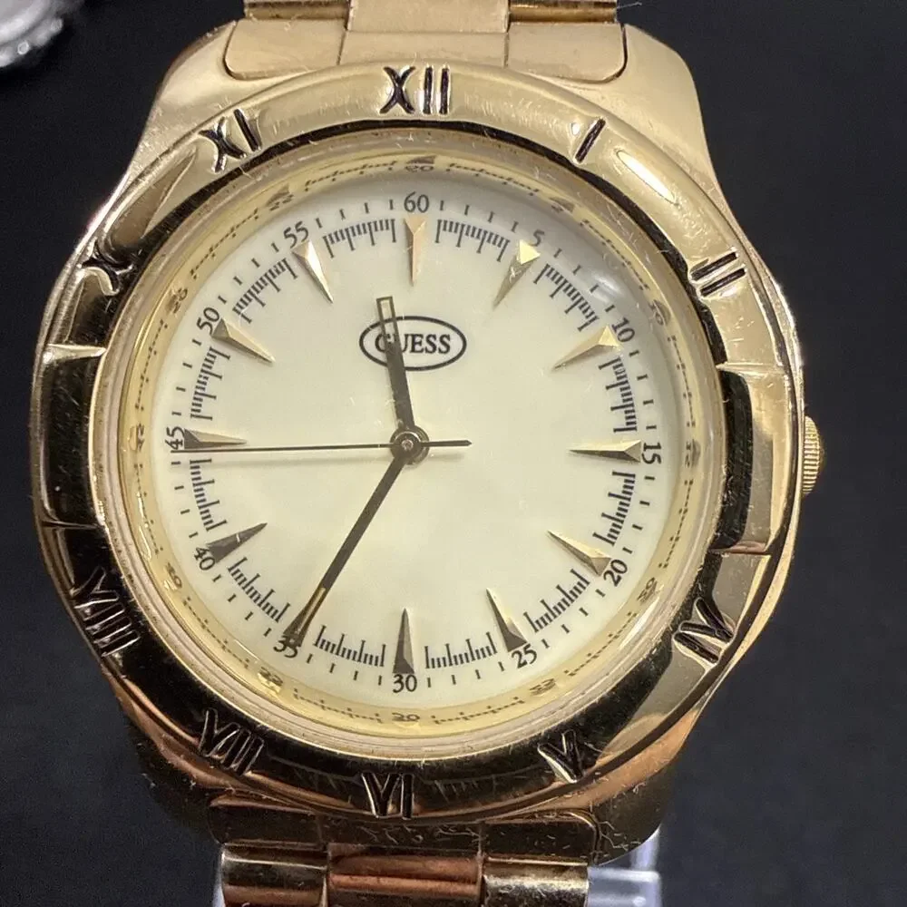 Vintage 1995 Women’s Guess Watch 36mm Cream Color Dial New Battery 7” Band (Z8)