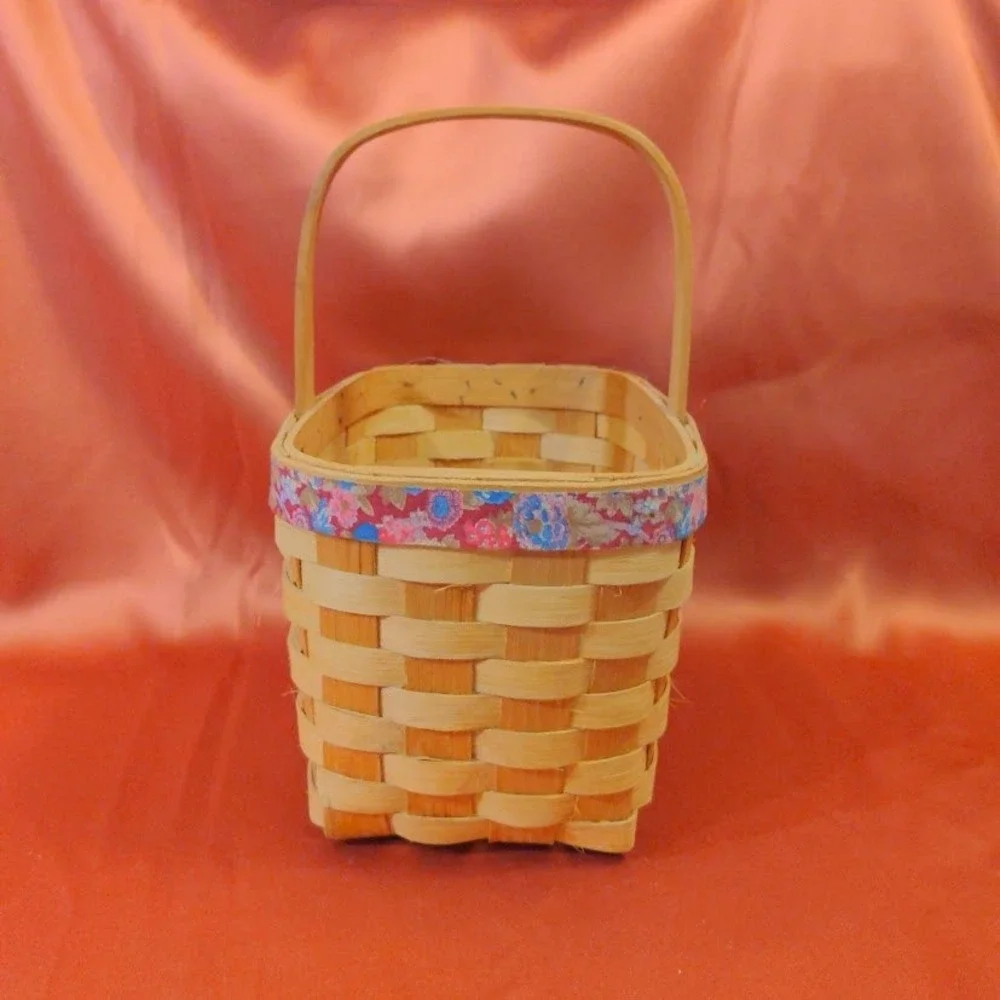 N/A handcrafted woven