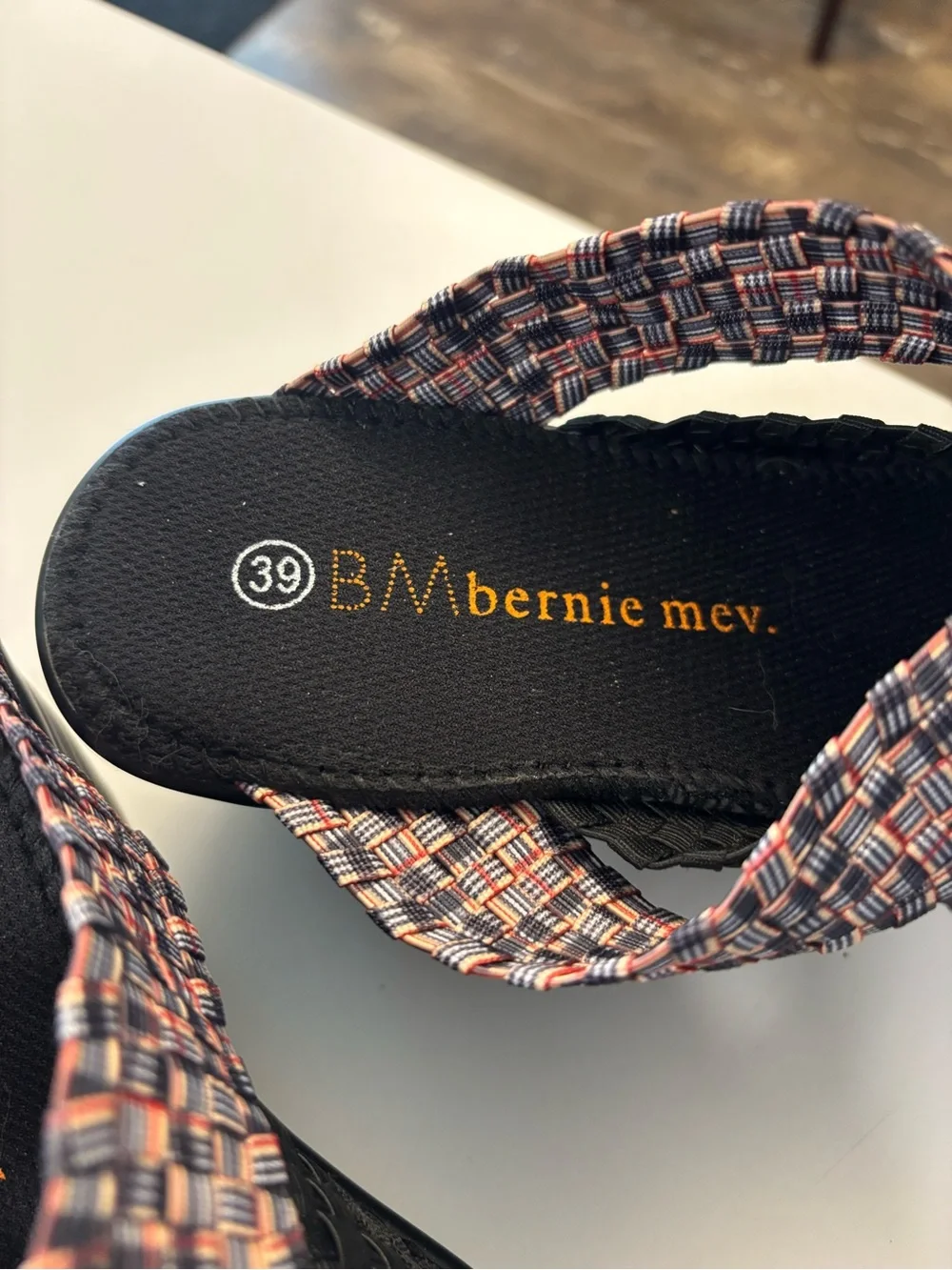 bernie mev. elastic crossover