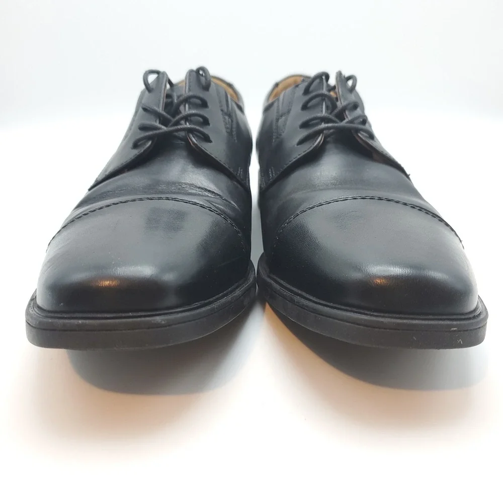 Clarks good used