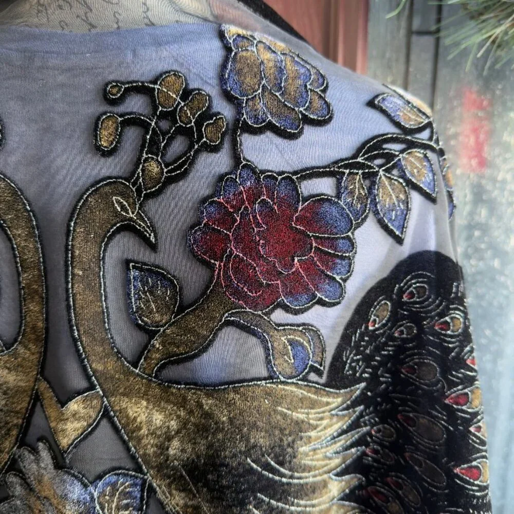 N/A peacock holds