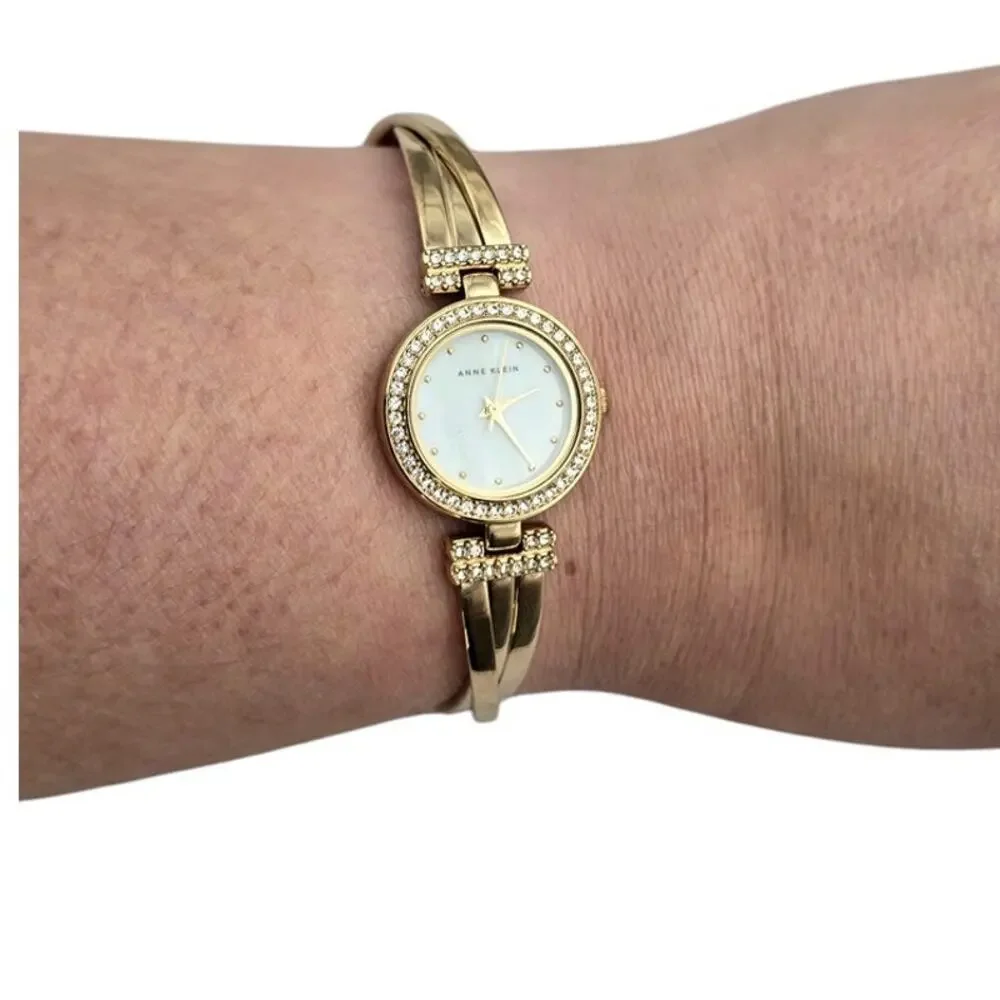 Anne Klein anne klein