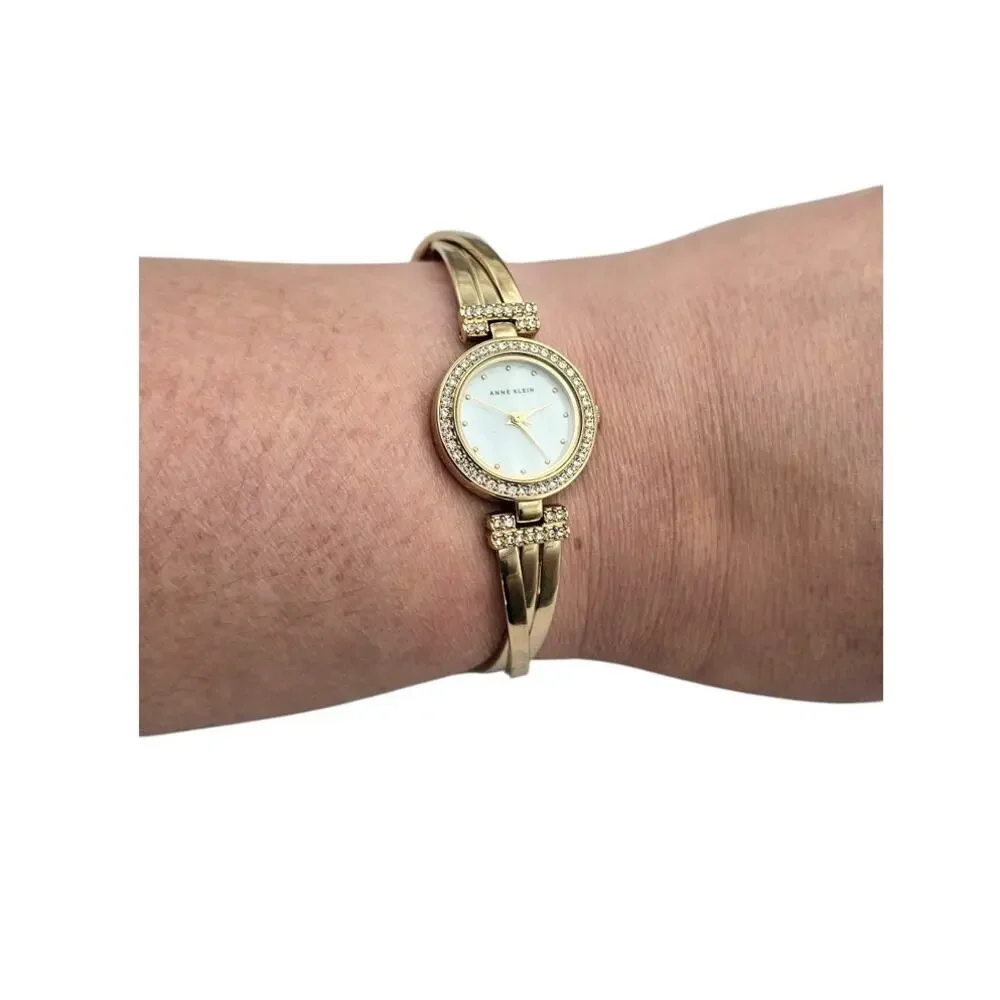 Anne Klein anne klein