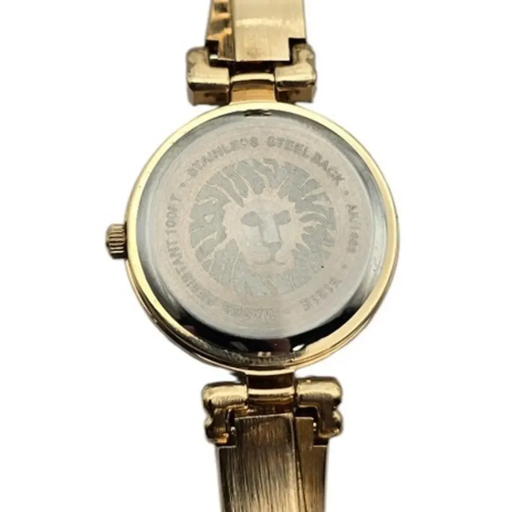 Anne Klein anne klein