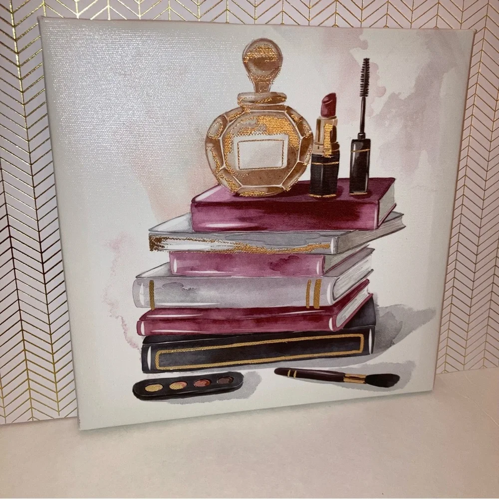 Source Unknown makeup books