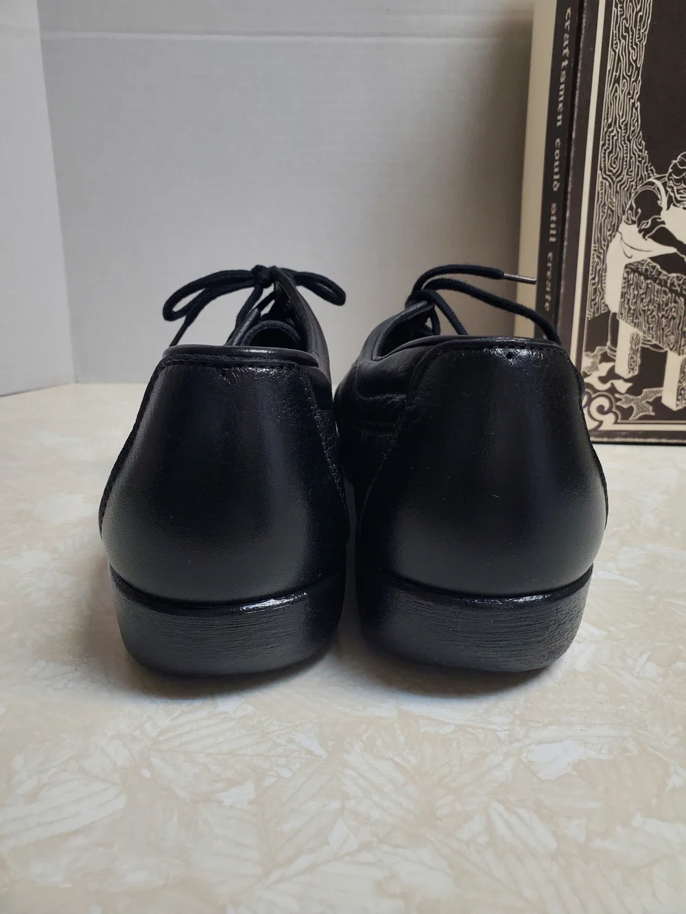 SAS black leather